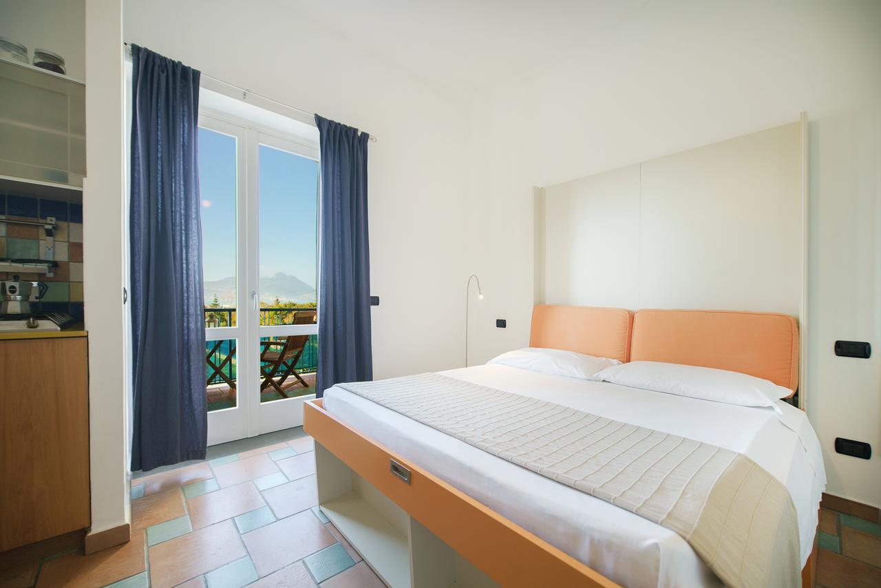Gioia 37 Apartments Procida Exterior photo